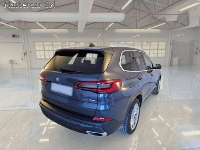 BMW X5 X5 xdrive25d Business auto - targa GA720DW - foto 3 di 4