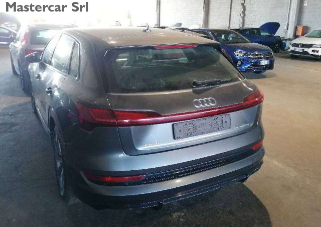 Audi e-tron e-tron 50 S line Edition quattro cvt - GB601EZ - foto 3 di 4