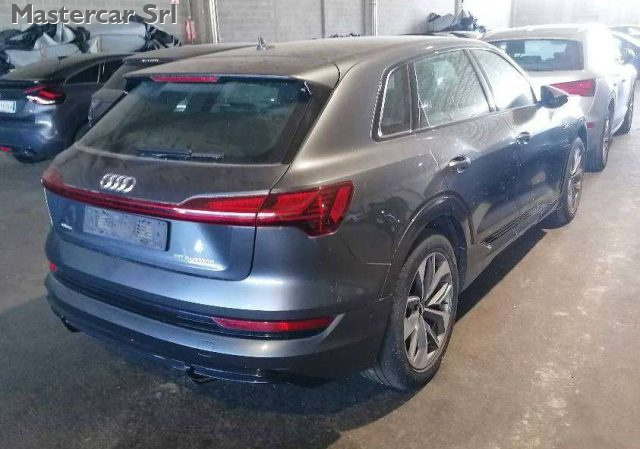 Audi e-tron e-tron 50 S line Edition quattro cvt - GB601EZ - foto 4 di 4