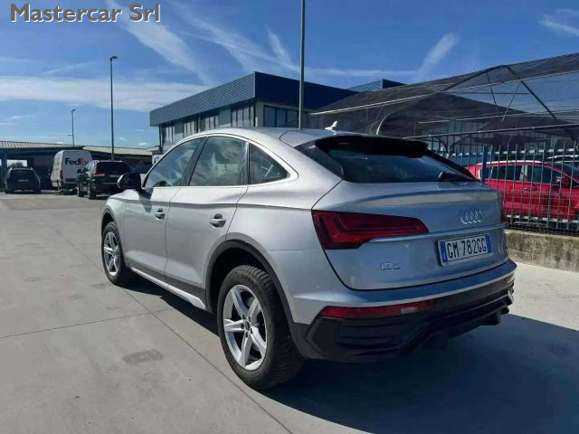Audi Q5 Sportback 40 2.0 tdi Advanced 4x4 s-tronic GM782GG - foto 4 di 4