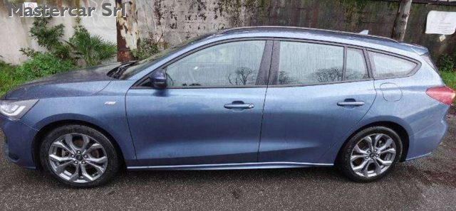 Ford Focus SW 1.0 ecoboost h ST-Line Design 125cv -GP318ST - foto 3 di 4