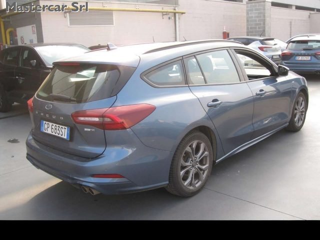 Ford Focus Focus 2022 SW 1.0 ecoboost h ST-Line 125cv powersh - foto 4 di 4