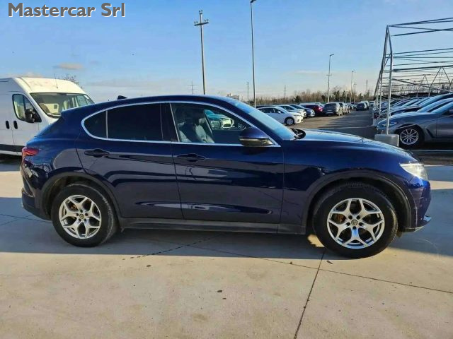 Alfa Romeo Stelvio Executive Q4 190cv auto my19 - FT745KR - foto 4 di 4