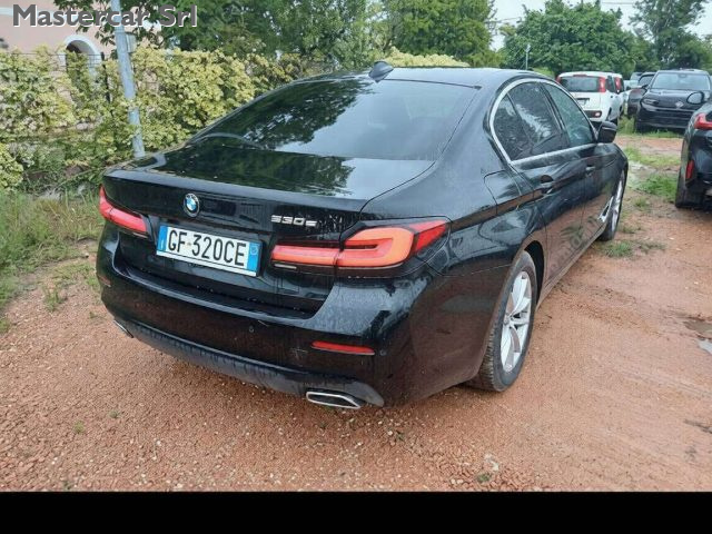 BMW 530 Serie 5 2020 Berlina LCI 530e Business auto - GF32 - foto 4 di 4