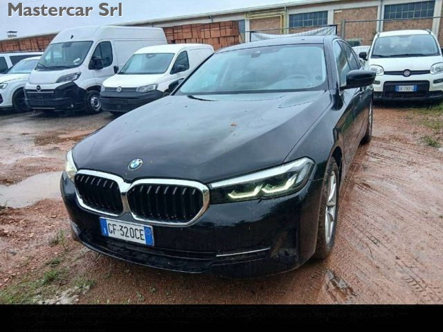 BMW 530 Serie 5 2020 Berlina LCI 530e Business auto - GF32 - foto 2 di 4