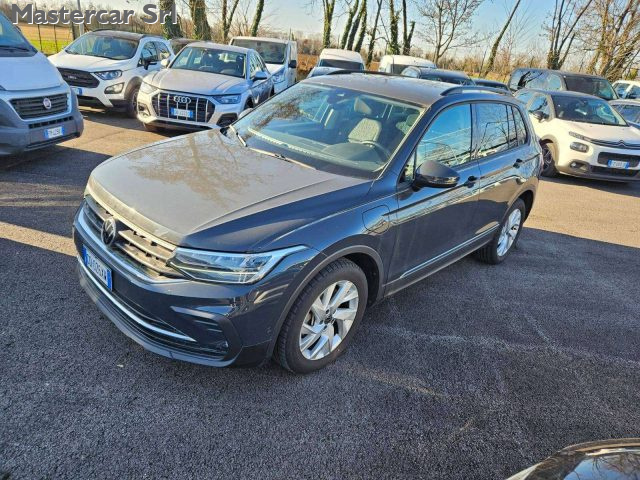Volkswagen Tiguan Tiguan II 2021 1.4 tsi eh Life dsg - GD026XW - foto 2 di 4
