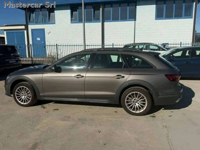 Audi A4 allroad 2.0 40 TDI QUATTRO S TRONIC Business EVO GD145AX - foto 2 di 4