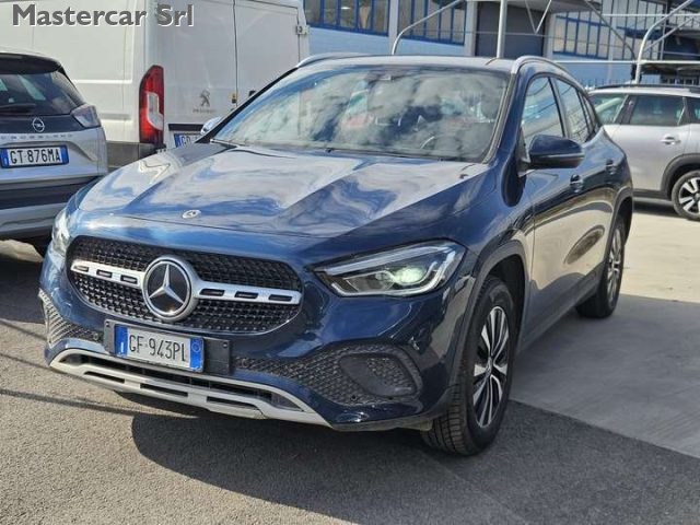 Mercedes-Benz GLA 250 GLA e phev (eq-power) Business Extra auto GF943PL - foto 2 di 4