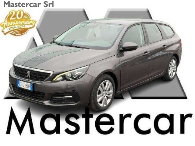 Peugeot 308 308 II 2018 SW SW 1.5 bluehdi s tg : GB443HF usato a BASILIANO