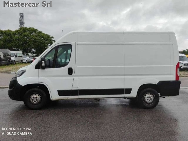 Peugeot Boxer 330 L2H2 2.2 BlueHDi 140cv - GB382KR - foto 3 di 4
