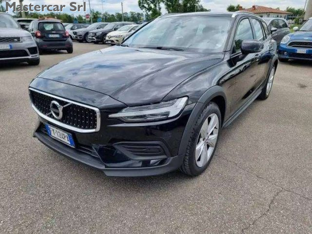 Volvo V60 Cross Country 2.0 d4 Business Plus awd GANCIO TRAINO -FY124PA - foto 2 di 4
