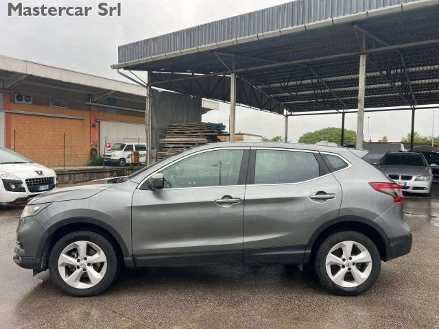 Nissan Qashqai Qashqai II 2017 1.5 dci Business 115cv - FX629GX - foto 2 di 4