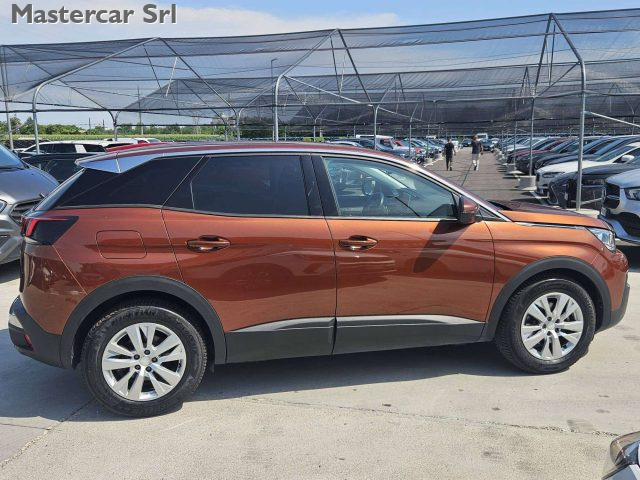 Peugeot 3008 BlueHDI 130cv EAT8 S&S Business - GC042NM - foto 4 di 4