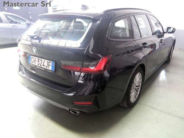 BMW 330 Serie 3 G21 Touring 330d Touring mhev 48V xdrive S - foto 4 di 4