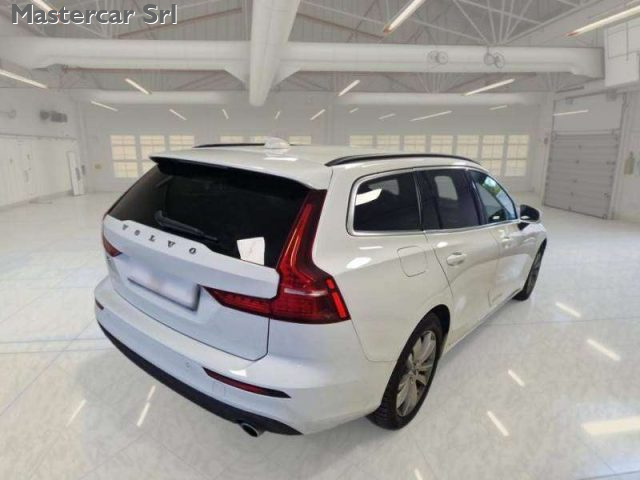 Volvo V60 V60 II 2019 2.0 b4 Momentum Business Pro auto - GG - foto 3 di 4
