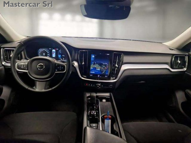 Volvo V60 V60 II 2019 2.0 b4 Momentum Business Pro auto - GG - foto 4 di 4