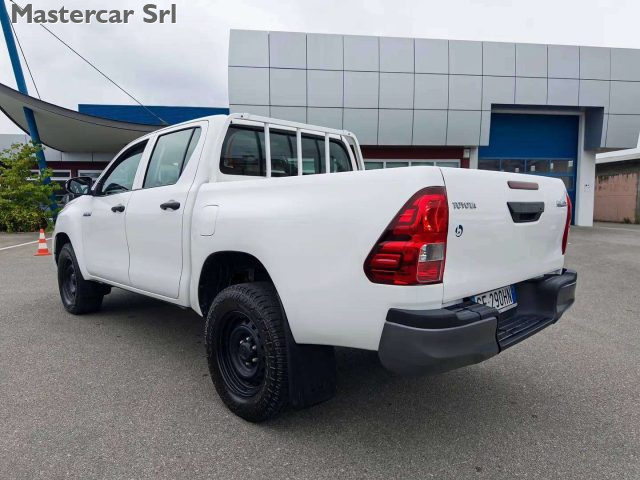 Toyota Hilux Hilux IV 2.4 d-4d double cab Comfort 4wd - GF290HN - foto 3 di 4