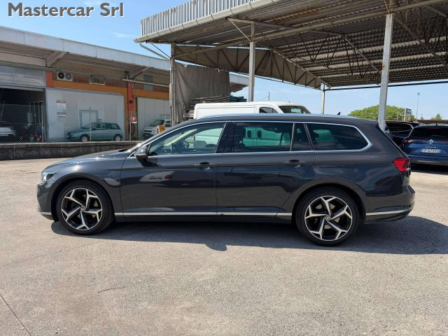 Volkswagen Passat Variant Passat Variant 2.0 tdi Executive 4motion 200cv dsg - foto 3 di 4