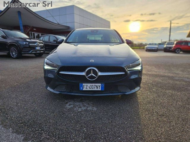 Mercedes-Benz CLA 200 coupè 200 d Business pelle parz auto tg : FZ407NY - foto 4 di 4
