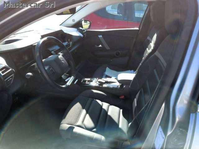 Citroen C4 C4 III 2 1.5 bluehdi Shine AT8 130 Cv Navi - GL9 - foto 4 di 4