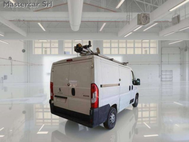 Peugeot Boxer 330 L1H1 2.0 BLUEHDI 110CV - FR451ST - foto 2 di 3