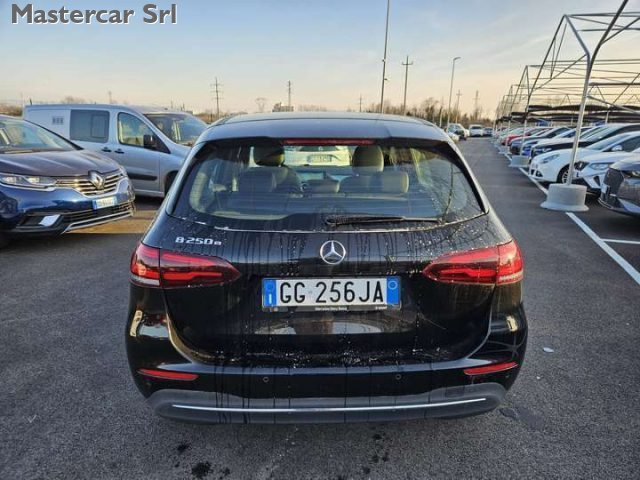 Mercedes-Benz B 250 Classe B e eq-power Business Extra auto - GG256JA - foto 4 di 4