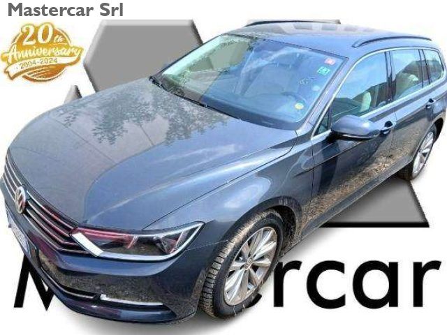 Volkswagen Passat Variant Passat VIII Variant 1.6 tdi Business Navi 120cv usato a BASILIANO