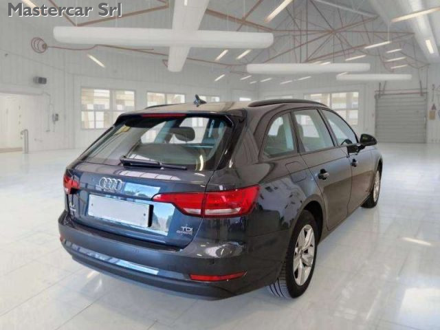 Audi A4 A4 Avant 2.0 tdi Business quattro 4X4 150cv - FS14 - foto 2 di 4