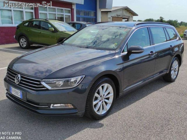 Volkswagen Passat Variant Passat VIII Variant 1.6 tdi Business Navi 120cv - foto 2 di 4