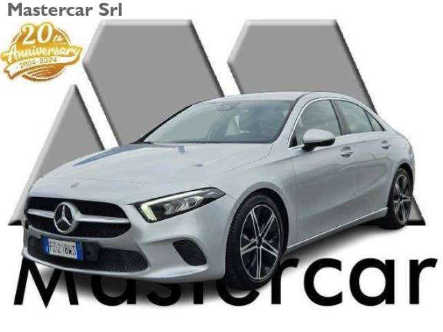Mercedes-Benz A 180 d 116cv Automatic Sport Berlina - FZ218WS usato a BASILIANO