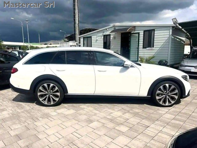 Mercedes-Benz E 400 E SW All-Terrain 400 d Premium 4matic Auto-FZ467RM - foto 4 di 4