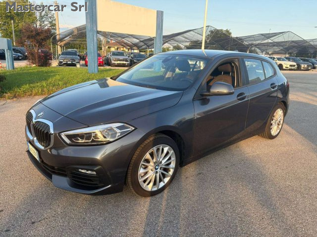 BMW 120 Serie 1 F40 120d xdrive Bus Adva auto GB628PB - foto 3 di 4