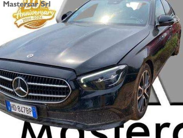 Mercedes-Benz E 200 Classe E Berlina d Sport auto my20 - HD847BP usato a BASILIANO