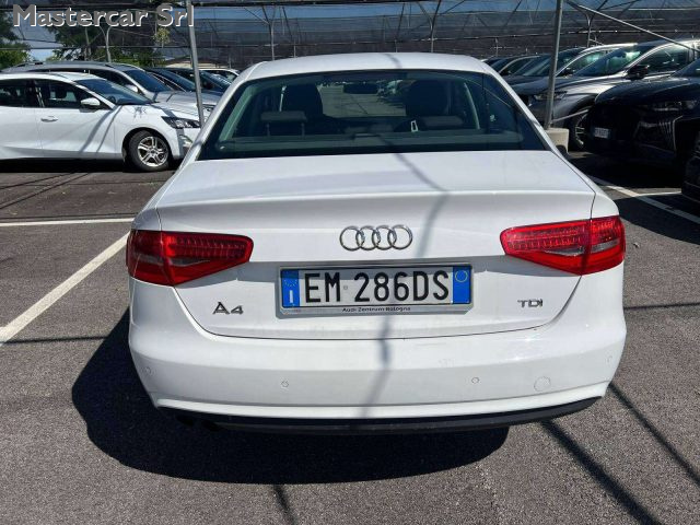 Audi A4 A4 IV 2012 Berlina 2.0 tdi 143cv multitronic - EM2 - foto 4 di 4