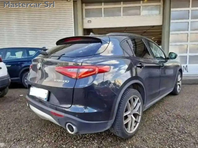 Alfa Romeo Stelvio 2.2 t EXECUTIVE Q4 210cv AT8 TETTO PANO - FN145TV - foto 3 di 4