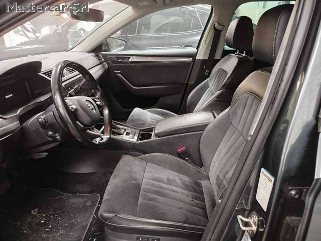 Skoda Superb Superb Wagon 2.0 tdi evo Style 122cv dsg - GD984BD - foto 3 di 4