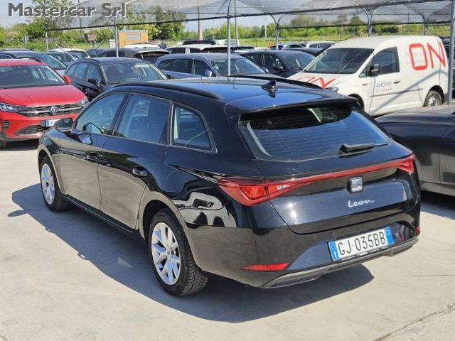SEAT Leon Leon IV 2020 Sportstourer 2.0 tdi Business 150cv d - foto 4 di 4