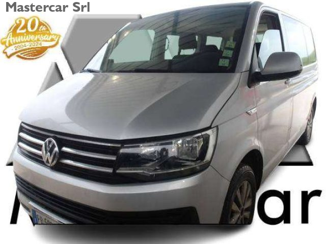 Volkswagen T6 Caravelle VOLKSWAGEN CARAVELLE 8 POSTI 2.0 TDI 110KW DSG COM usato a BASILIANO