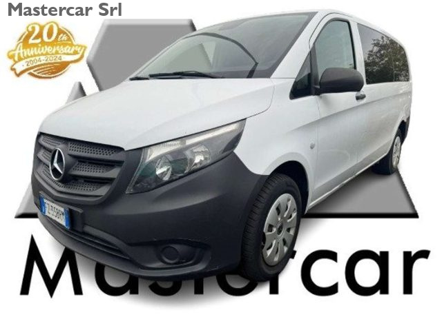 Mercedes-Benz Vito 114 CDI 136cv LONG 6 POSTI MIXTO BUSINESS FZ358RM usato a BASILIANO