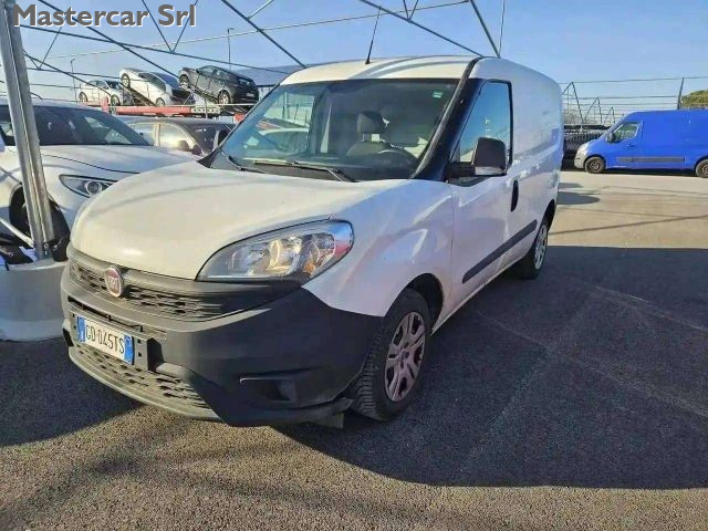 Fiat Doblo CARGOLounge 1.3 Multijet 16v SX 95cv E6- GD045TS - foto 2 di 4