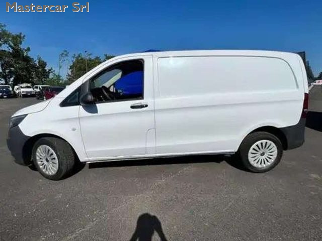 Mercedes-Benz Vito VITO 119 CDI 4X4 COMPACT TG : GC978JN - foto 3 di 4