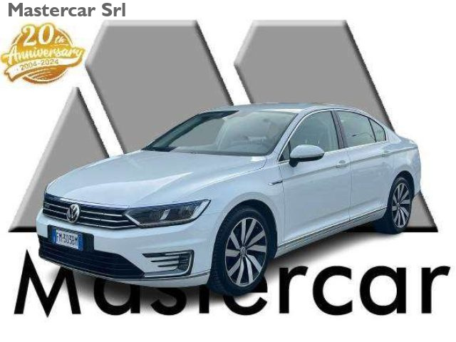 Volkswagen Passat Passat VIII 2015 Berlina 1.4 phev GTE dsg -FM303BM usato a BASILIANO
