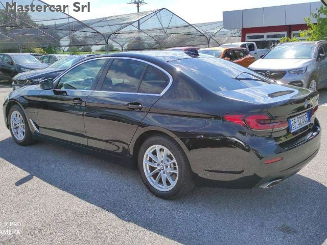 BMW 530 Serie 5 2020 Berlina LCI 530e Business auto - GF32 - foto 4 di 4