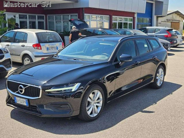 Volvo V60 V60 2.0 b3 Momentum N1 auto 7m - GH345PR - foto 3 di 4