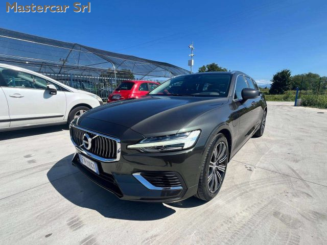 Volvo V60 V60 II 2019 2.0 t8 te Inscription awd - FV100GX - foto 2 di 4