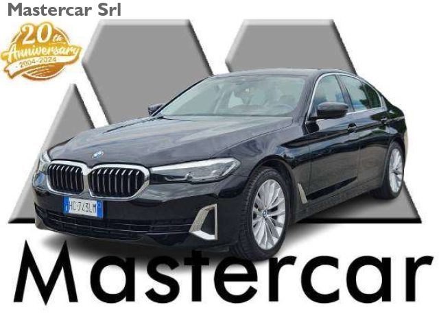 BMW 520 Serie 5 G30 2020 Berlina 520d mhev 48V Luxury auto usato a BASILIANO