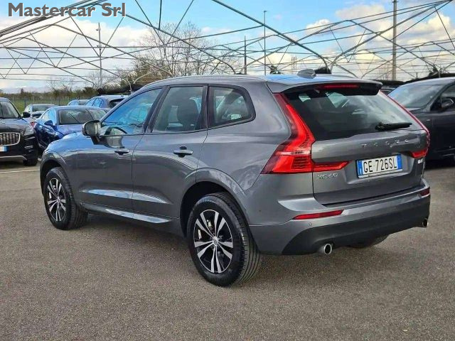 Volvo XC60 XC60 2.0 b4 Momentum Business awd auto -GE726SL - foto 4 di 4