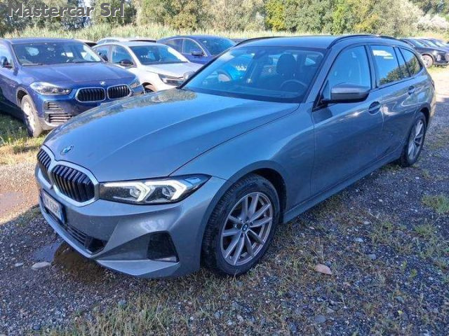 BMW 320 Serie 3 G21 2022 Touring 320d Touring mhev 48V xdr - foto 2 di 4