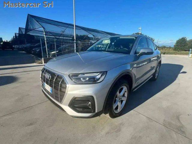 Audi Q5 Sportback 40 2.0 tdi Advanced 4x4 s-tronic GM777GG - foto 2 di 4