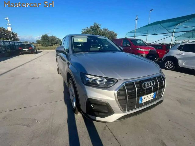 Audi Q5 Sportback 40 2.0 tdi Advanced 4x4 s-tronic GM777GG - foto 3 di 4